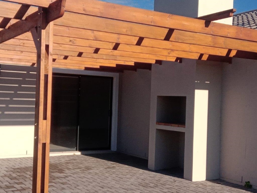 3 Bedroom Property for Sale in Paradise Beach Eastern Cape